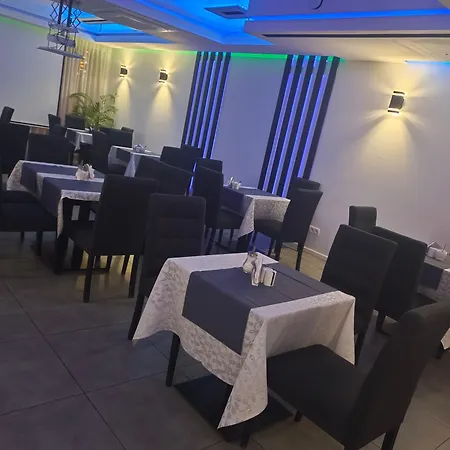 & Restauracja Amber 3*