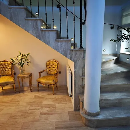 Frühstückspension & Restauracja Amber 3*