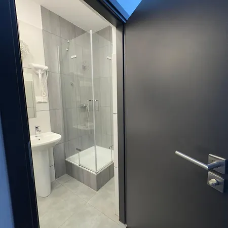 Frühstückspension & Restauracja Amber 3*