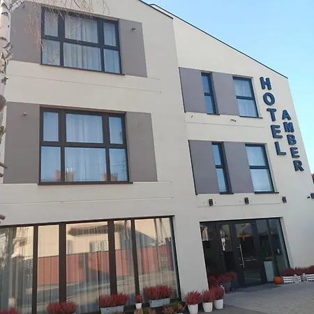 Frühstückspension & Restauracja Amber Raszyn