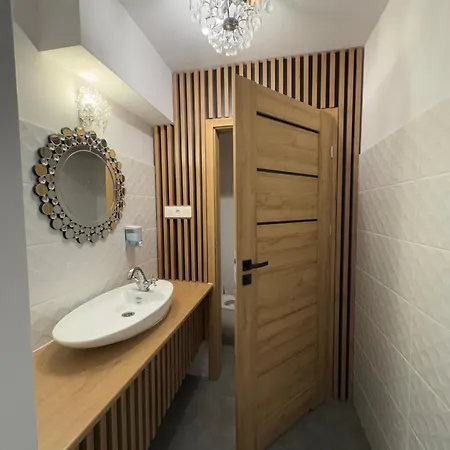 Frühstückspension & Restauracja Amber Raszyn