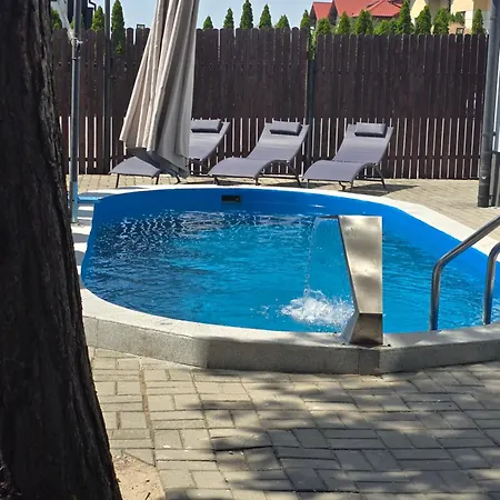 & Restauracja Amber Bed and breakfast Raszyn