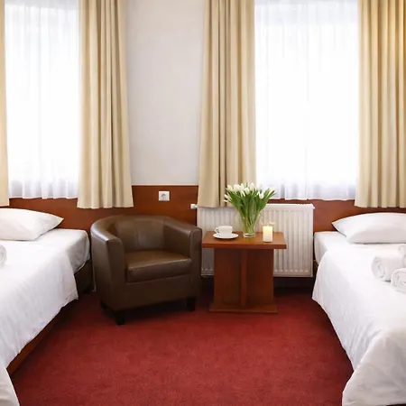 Amber Bed & Breakfast Raszyn