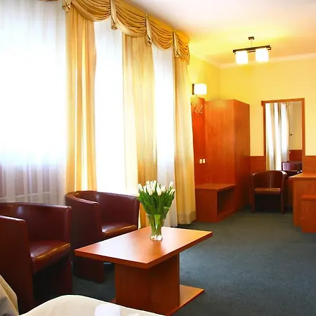 & Restauracja Amber Frühstückspension 3*