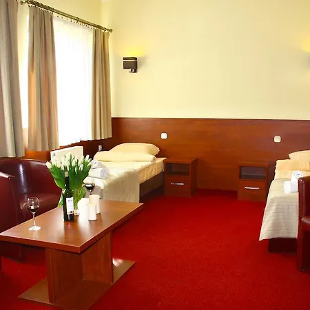 Frühstückspension & Restauracja Amber 3*