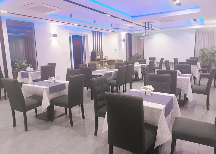 & Restauracja Amber Panzió 3*