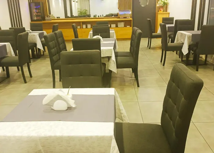 & Restauracja Amber Panzió