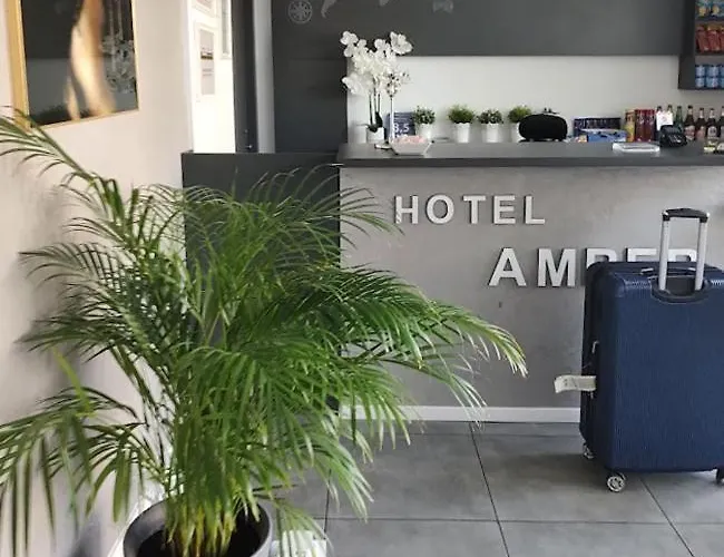 & Restauracja Amber 3*