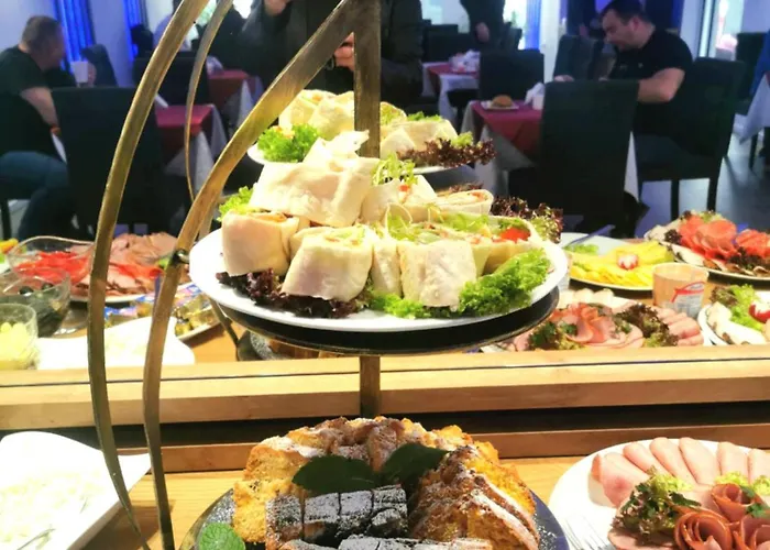 & Restauracja Amber 3* Raszyn